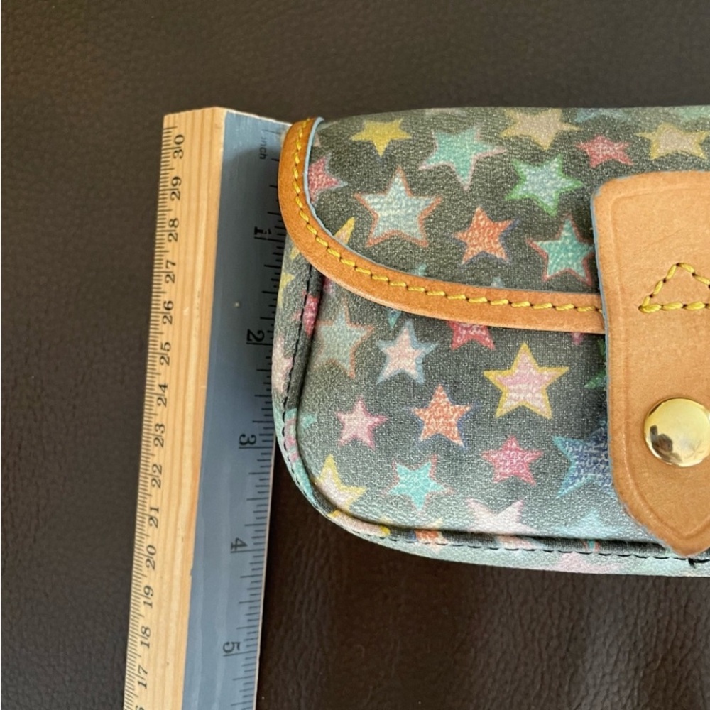 Dooney n Bourke mini wristlet - Picture 3 of 5